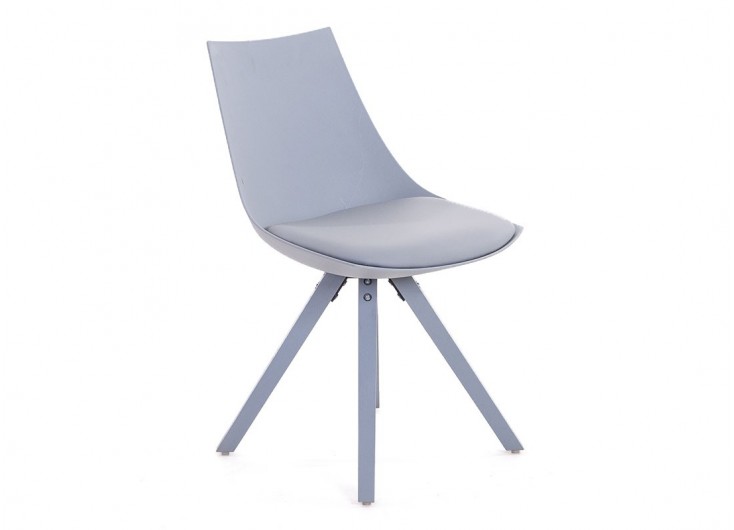 Chaise gris clair en cuir synthétique - L 45 cm